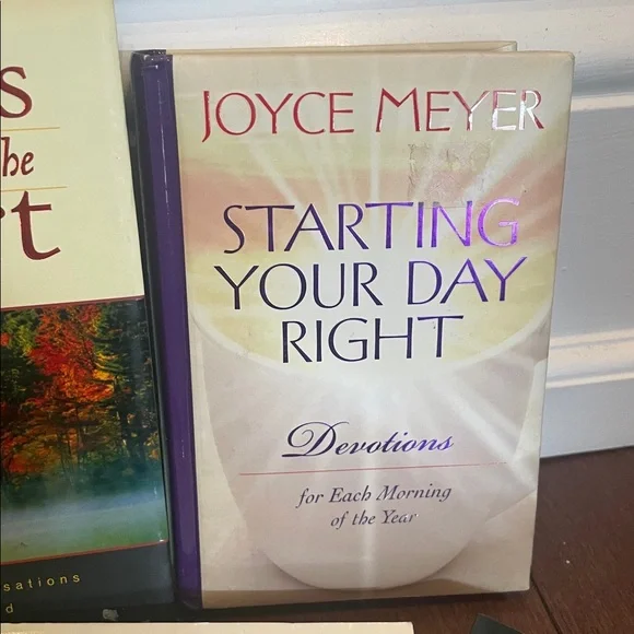 Assorted Inspirational Book Collection - Picture 4 of 9